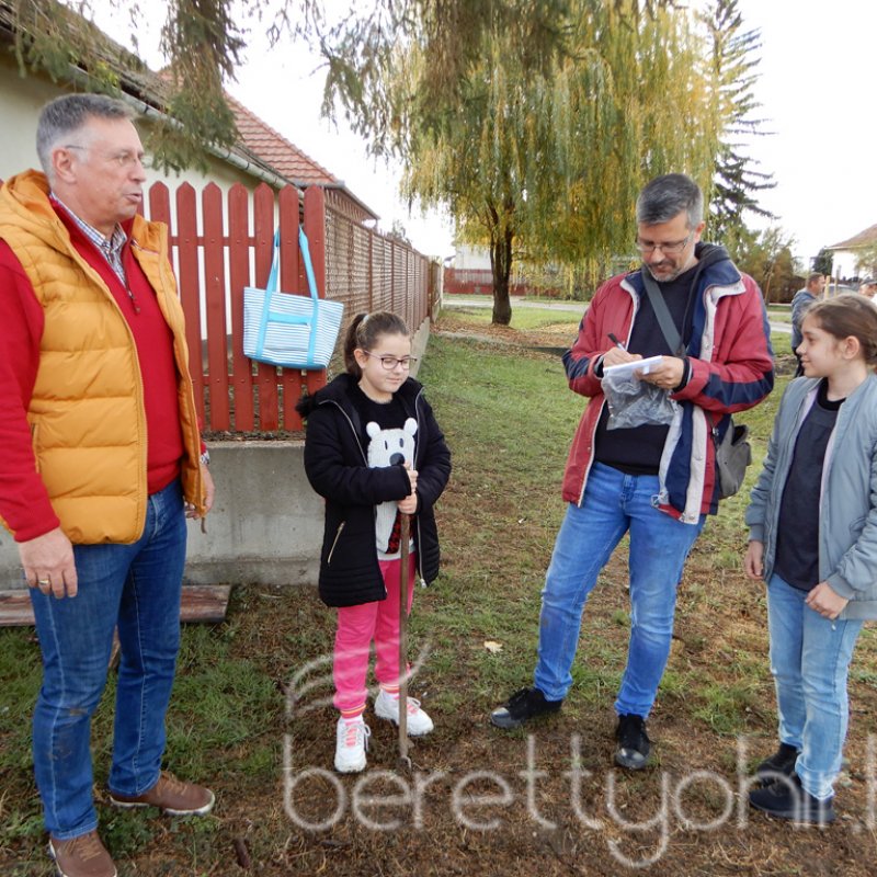 Közösségi faültetés Berettyóújfaluban 15